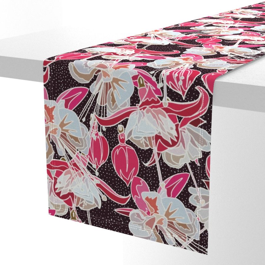 HOME_GOOD_TABLE_RUNNER