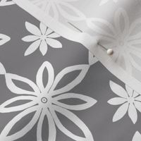 Pattern With 2 Flowers in Grey and White