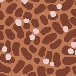 Medium Lynx Abstract Animal Print in Brown Pink