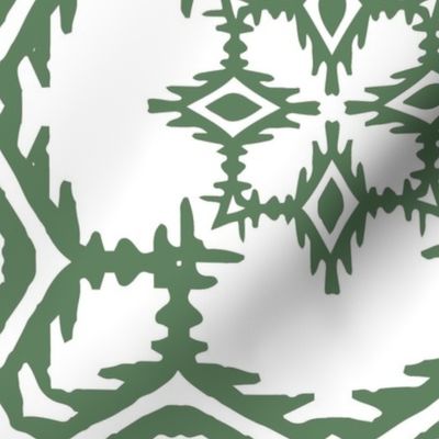 Winter Nordic Scandi, green, 24 inch