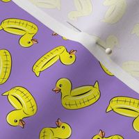 (small scale) Duck Pool Floats - purple - LAD23