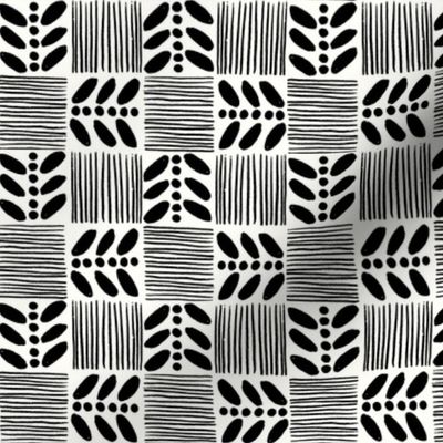 (M) Geometric Tropical Fruit Seed Checkerboard Checkers-White_Black-Medium