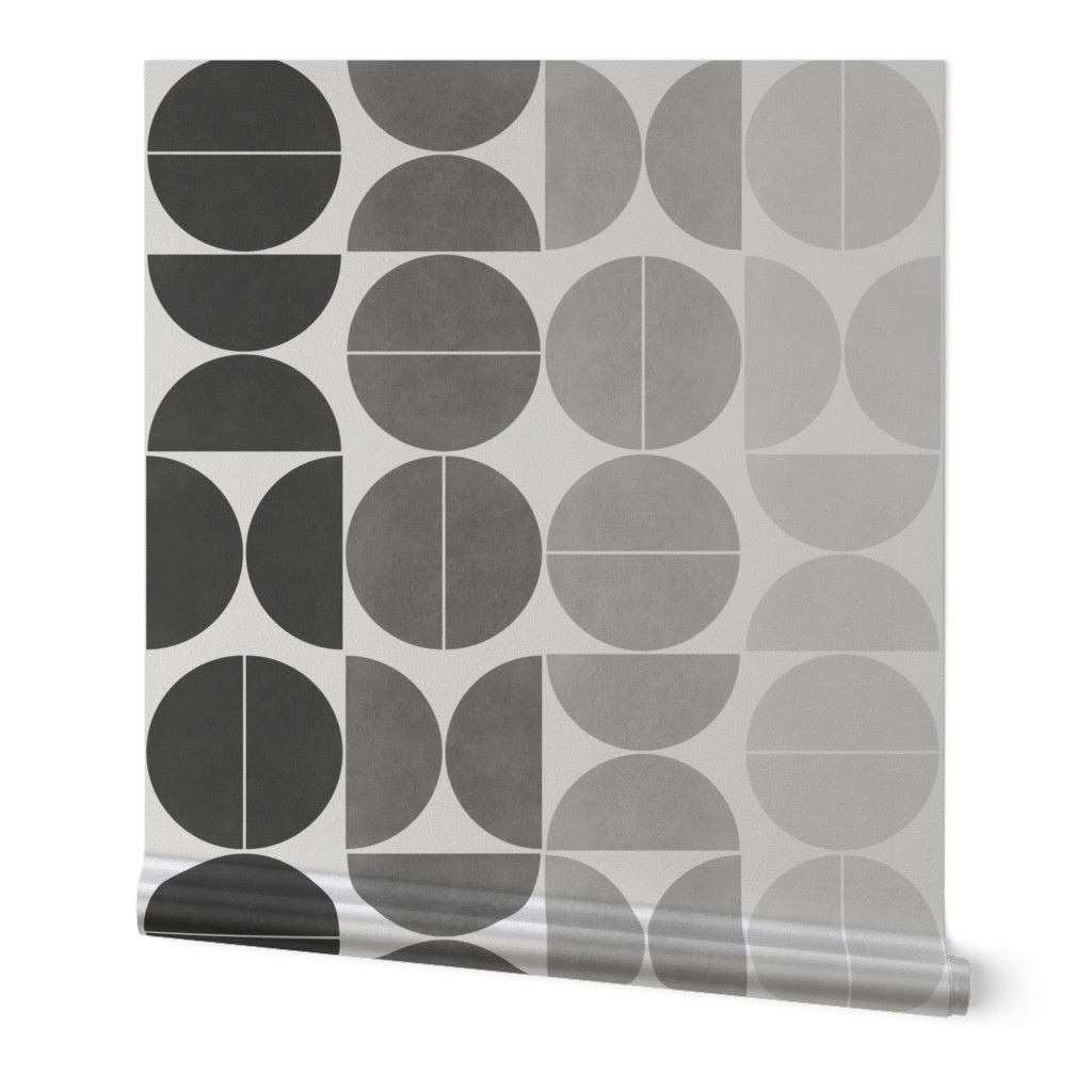 Bauhaus Balance - charcoal black and silver grey 