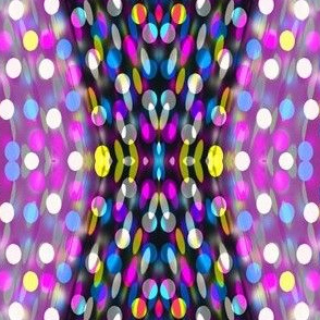 Seductive Dots in Mirror Repeat (vertical)