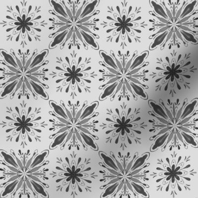 Garden Charm Tiles in Shades of Gray - 2x2 motifs