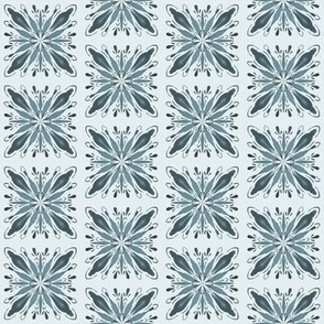 Garden Charm Solo Tile in Smokey Blue - 2x2 motif
