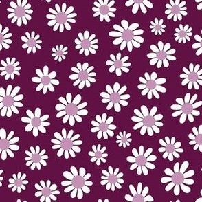 Joyful White Daisies - Small Scale - Mulberry Pink Purple Red Retro Vintage Flowers Floral