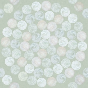 CAPIZ SHELL CIRCLES ON SEAWEED LINEN WITH SHELLS IN DIAMOND SHAPE