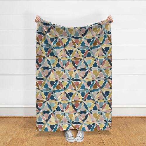 Modern Geometric Kaleidoscope Quest Large Print