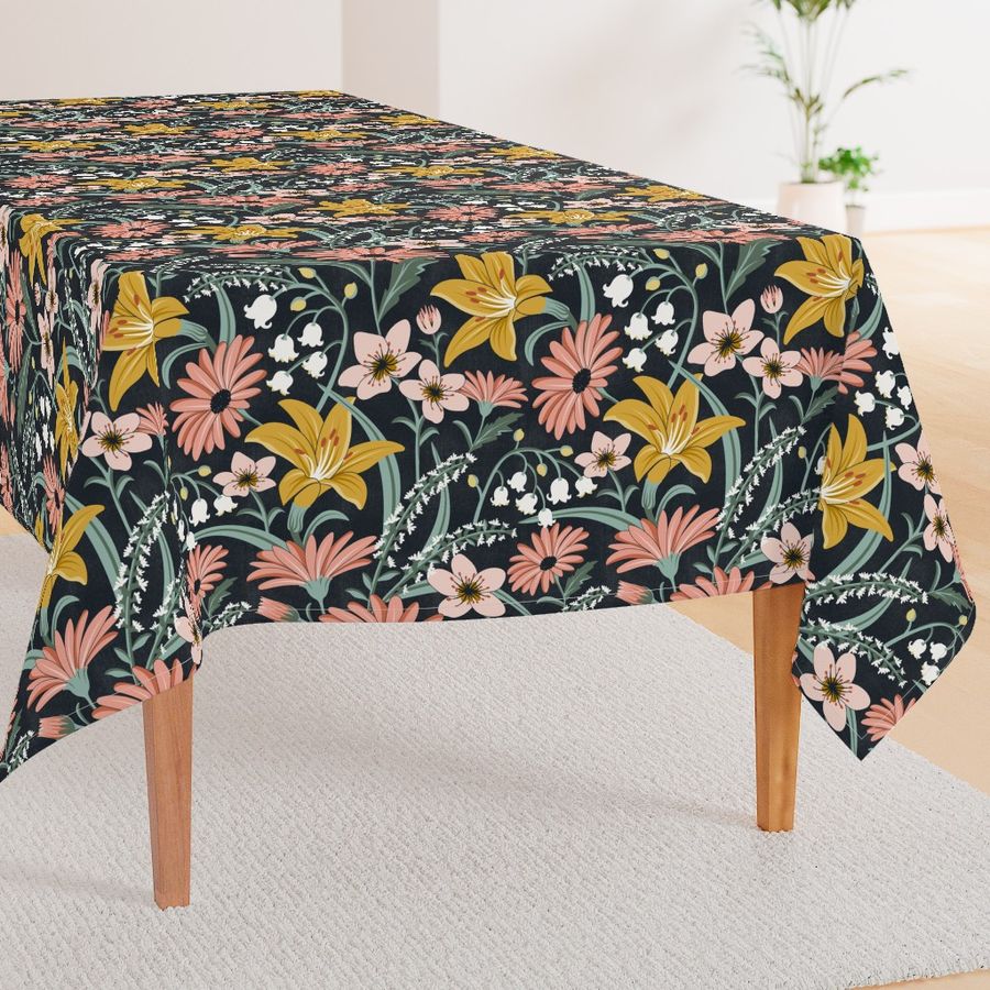 HOME_GOOD_RECTANGULAR_TABLE_CLOTH