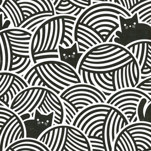 L - Yarn Cats Black & White