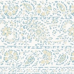 Paisley Border Twilight and Light Pear