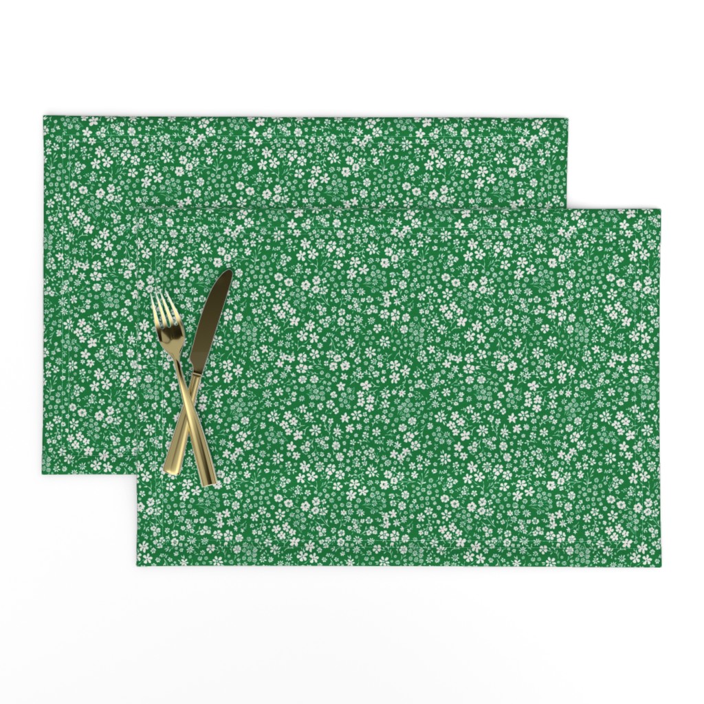 Agatha Ditsy Floral Kelly Green MEDIUM 6x8 inch