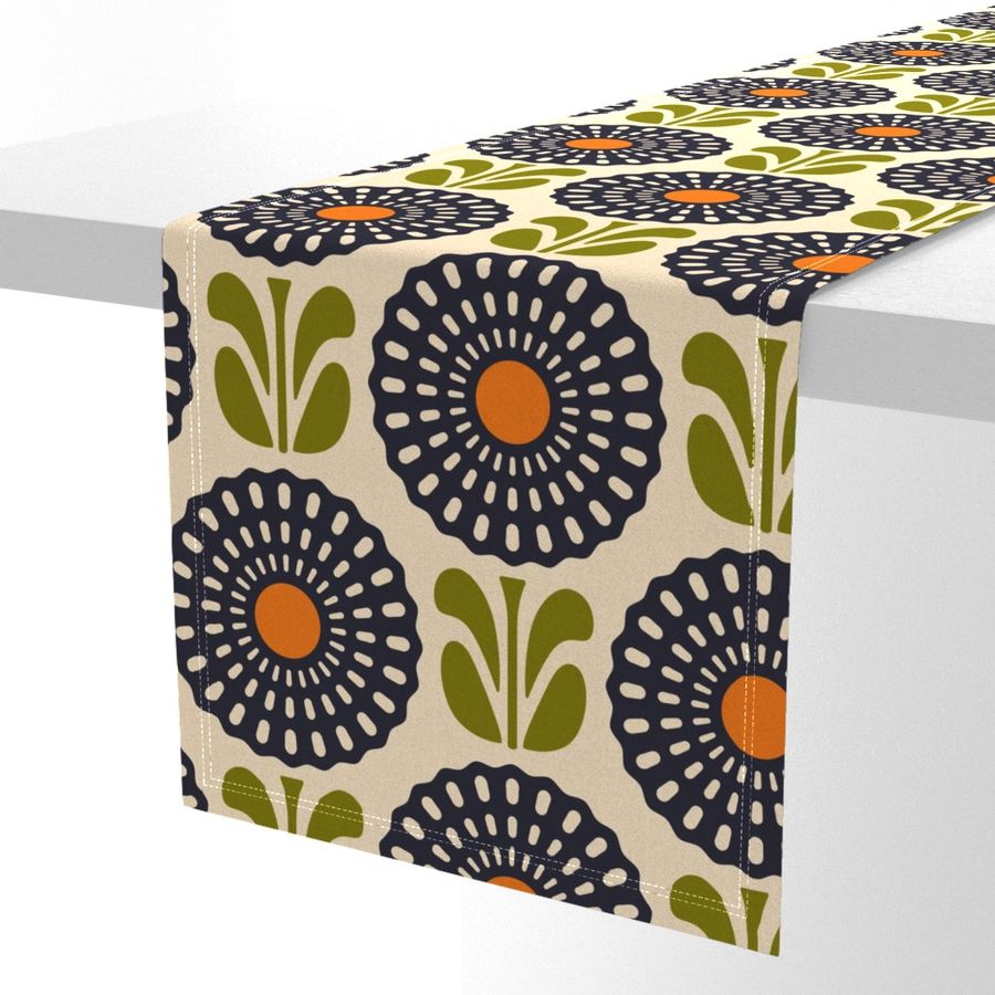 HOME_GOOD_TABLE_RUNNER