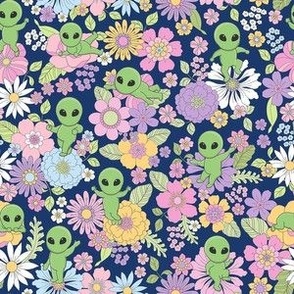 Cute Aliens with Flowers - Small Scale - Navy Blue Background Novelty Pastel Floral Space Kid Girl Little Green Men