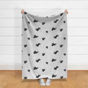 L - Yarn Cats Gray