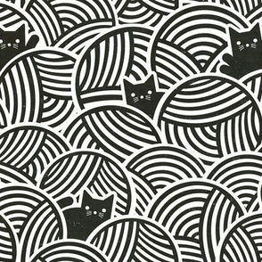 S - Yarn Cats Black & White