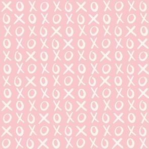 Signature XOXO, Cream on Pink