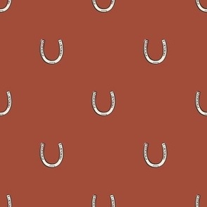 Lucky Horseshoe | Brick Red | Equestrian