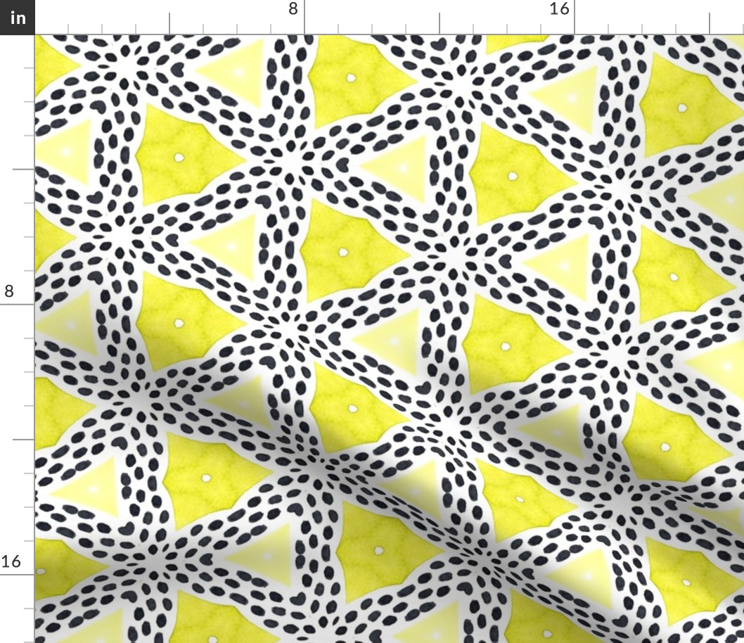 Kaleidoscope in  yellow and black from Anines Atelier.  