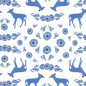 Scandinavian folk art Otomi pattern with fawns and flowers / white and blue