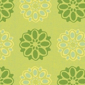 Summer-coloured simple flowers “Ellipse Magic” in sage greens and lime greens