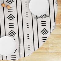 Mudcloth Inspired Off White Trendy Line Art