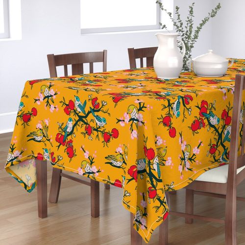 HOME_GOOD_RECTANGULAR_TABLE_CLOTH