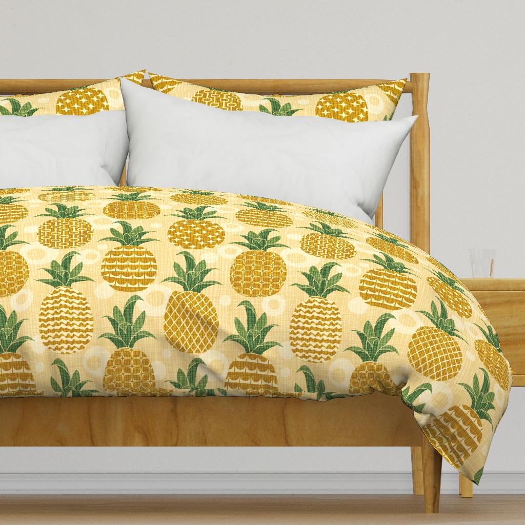 The Friendly Pineapple - LARGE - Retro