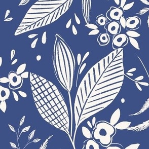 Medium/ Peaceful bouquets, leaves and bushes in indigo navy blue and white