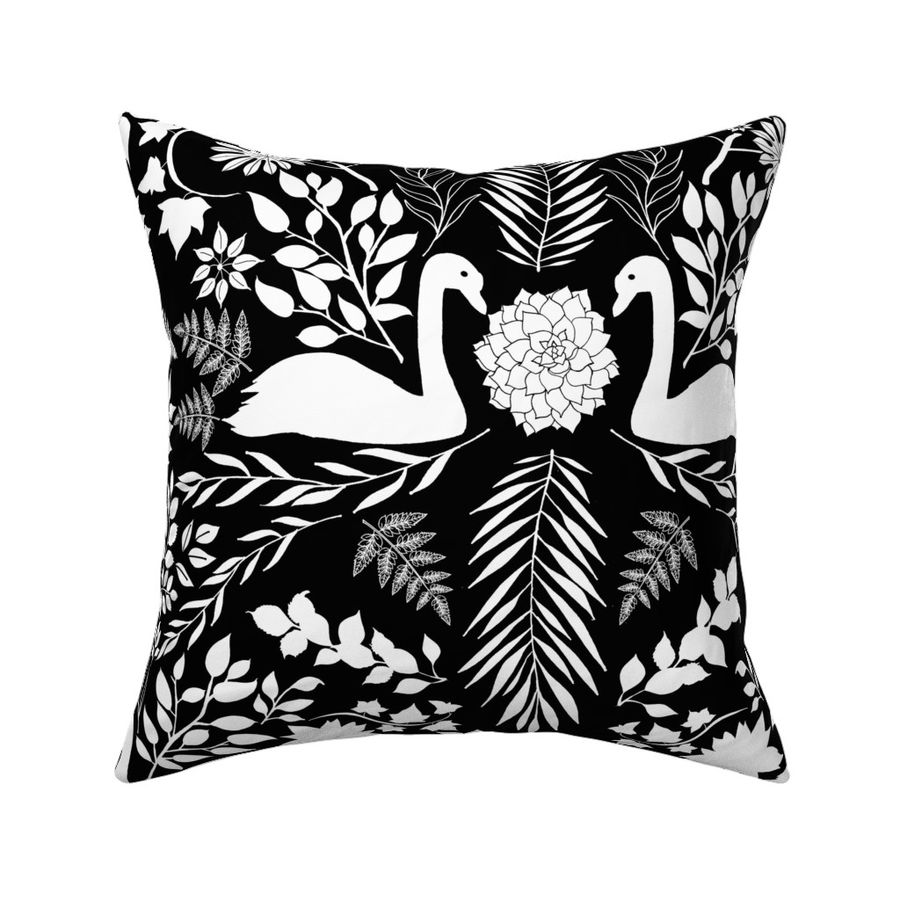 HOME_GOOD_SQUARE_THROW_PILLOW