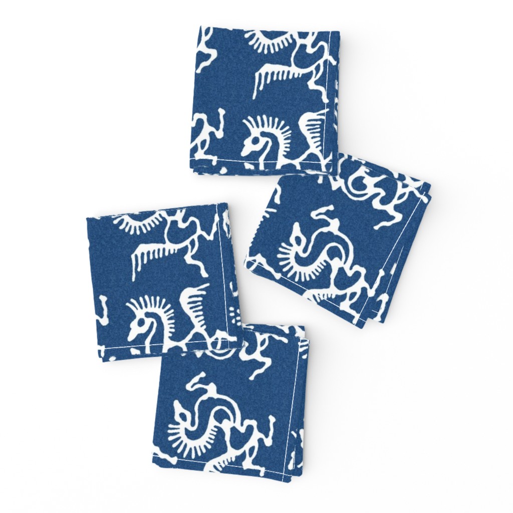 Tjaphorses - white on textured blue