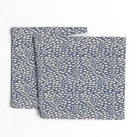 Organic Dots blue Small