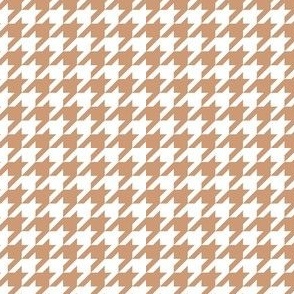 Smaller Houndstooth in White and Earthy Sand