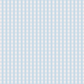 Light Blue and White Gingham//Medium//10"x11"