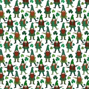 Irish Leprechaun Gnomes and Shamrocks (White small scale)