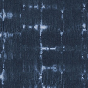 (L) Soft texture of Shibori squares - navy blue 