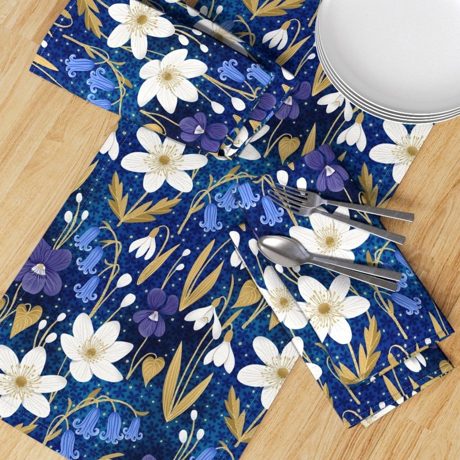 HOME_GOOD_TABLE_RUNNER