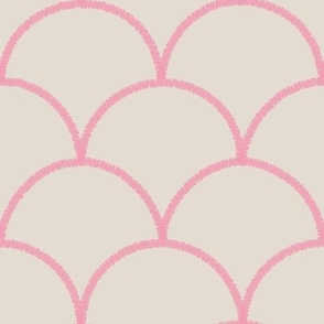 Pink scallop on cream background - large scale