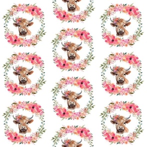 Baby Highland Cow / Floral Wreath