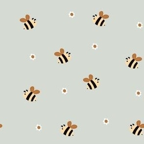 Medium Scale // Mint Green Spring Summer Honey Bees