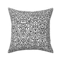 Boho Paisley Ikat White&Black Medium