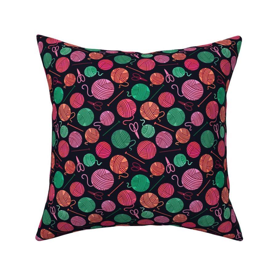 HOME_GOOD_SQUARE_THROW_PILLOW