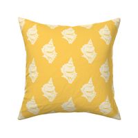 (large) Conch Shell Yellow