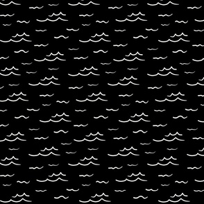 Sea waves - Lake Life - white and black