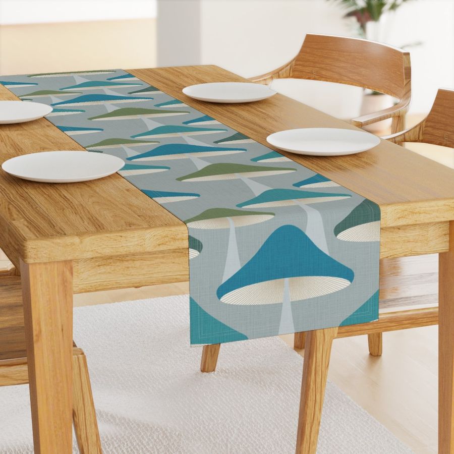 HOME_GOOD_TABLE_RUNNER