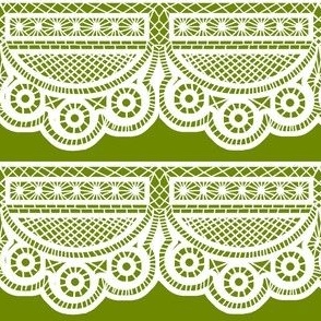 Triple Scalloped Lace in White on Avocado Green