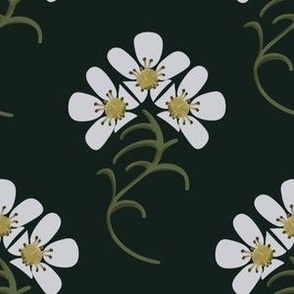 [Medium] White Wax Flowers on dark green