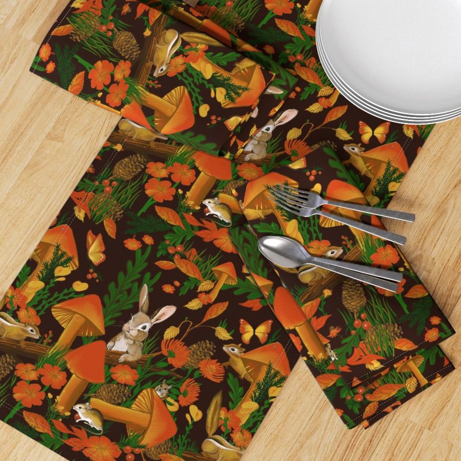 HOME_GOOD_TABLE_RUNNER