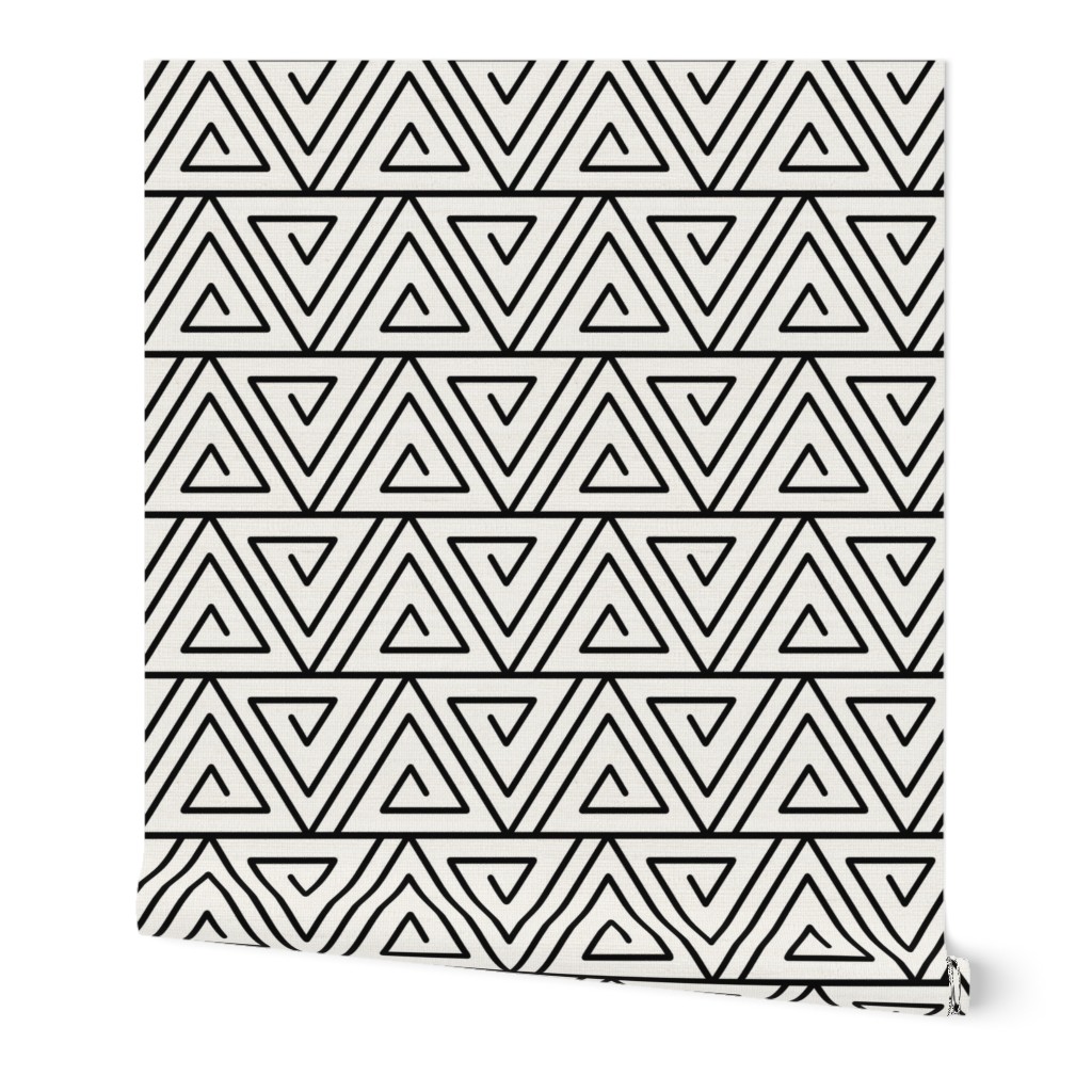 Triangle Maze - Black and White